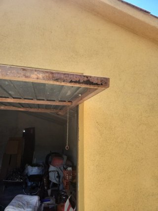 Puerta de garaje galvanizada
