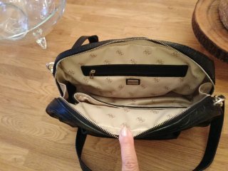 Bolso Guess Negro Nuevo