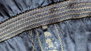 Vestido vaquero EDC con bordado