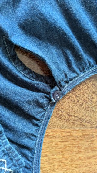 Vestido vaquero EDC con bordado