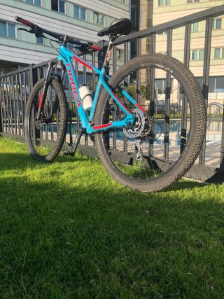 Bicicleta Orbea Azul y Roja