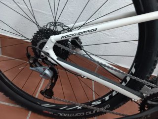 Bicicleta Specialized Rockhopper Blanca