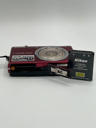 Nikon coolpix s570