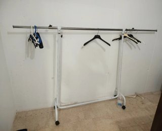Burro perchero ropa metal y plástico