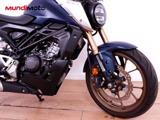 HONDA CB 125 R