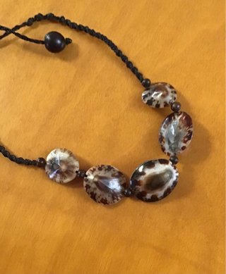 Collana artigianale vintage con conchiglie