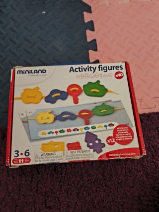 Miniland Activity Figures Juego Educativo