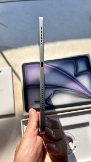 iPad Air 11” M4 128GB Wi-Fi Plata/Violeta