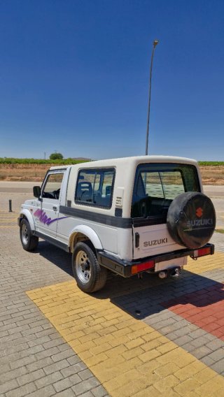 Suzuki Samurai inyección