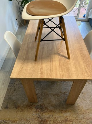 Mesa de comedor 150x80 moderna + 4 sillas blancas