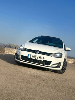 Volkswagen Golf 2016