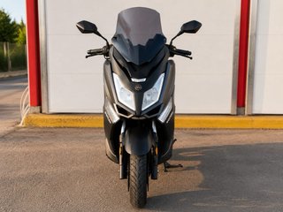 Wottam Storm 125cc Maxi Scooter