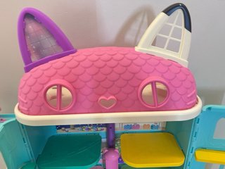 Casa de Muñecas Gabby + Accesorios