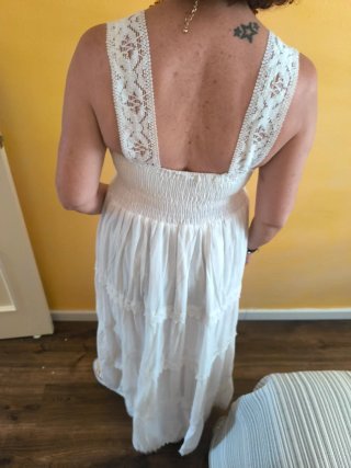 Vestido blanco estilo ibicenco