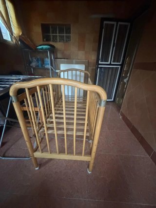 Cuna de madera