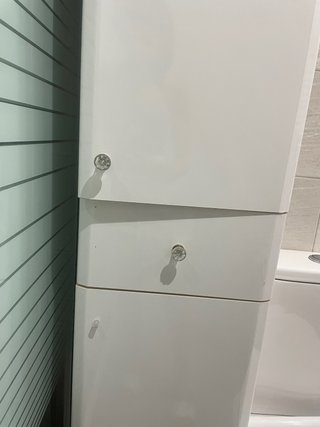 Mueble de baño blanco