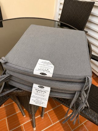 Conjunto Mesa y Sillas Rattan Terraza Royalcraft