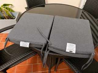 Conjunto Mesa y Sillas Rattan Terraza Royalcraft