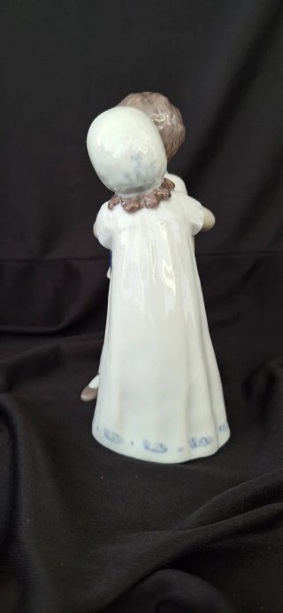 Figura porcelana danesa Bing & Grøndahl