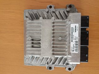 Centralita ECU Volvo V50 2.0D 36900592