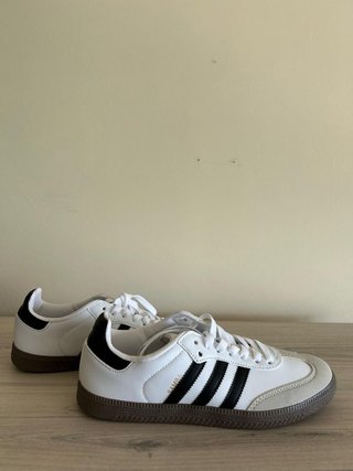 Adidas Samba Blancas y Negras