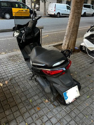 Yamaha X-MAX 250 Scooter