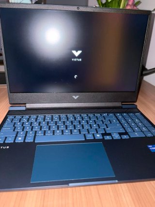 Ordenador HP Victus Azul Marino. RTX4060