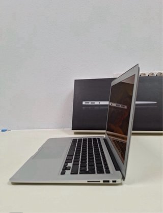 MacBook Air 2010 Plata