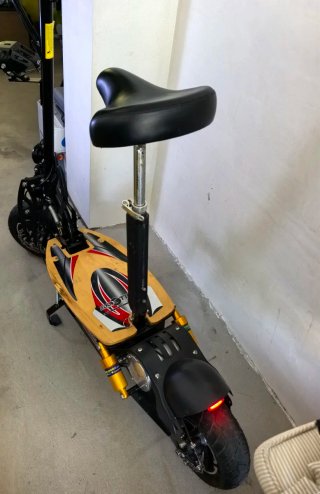 Patinete eléctrico con asiento. 2000w 2 vel