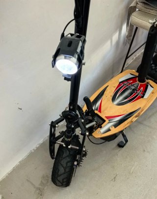 Patinete eléctrico con asiento. 2000w 2 vel