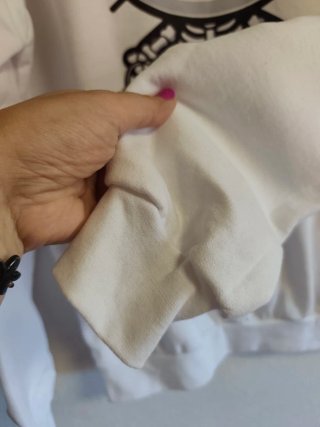 Sudadera de chica Hello Kitty Talla XXL nueva.