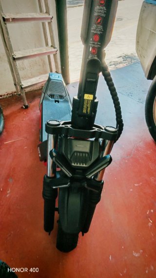 Segway Ninebot ZT3 Pro con Garantía MediaMarkt