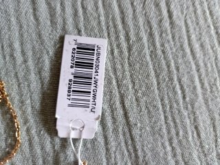 Collar Guess Corazón Dorado y Blanco
