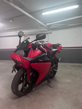 Yamaha YZF 125R