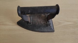 2 Planchas antiguas de hierro
