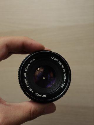 Objetivo Konica Hexanon AR 50mm f/1.8 Vintage