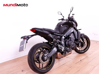 YAMAHA MT 09