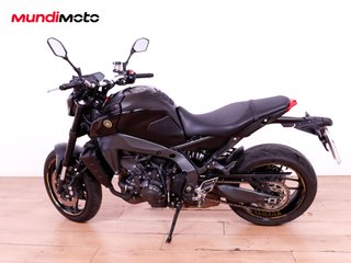 YAMAHA MT 09
