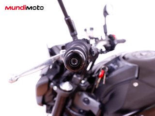 YAMAHA MT 09