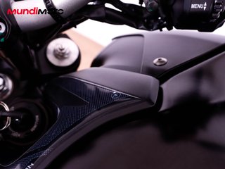 YAMAHA MT 09