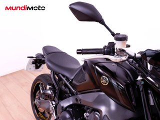 YAMAHA MT 09