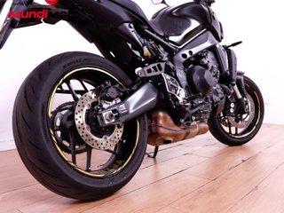 YAMAHA MT 09