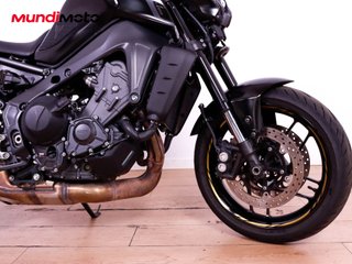 YAMAHA MT 09