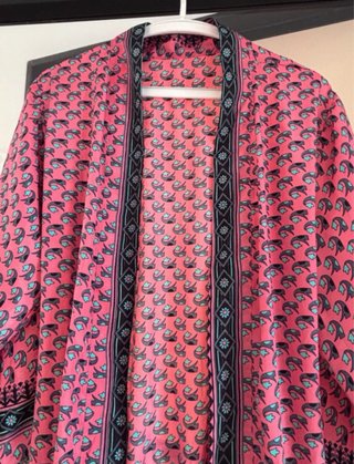 Quimono de raso estampado