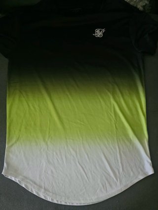 Camiseta SikSilk degradado negro-verde