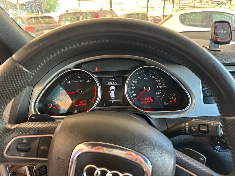 Audi Q7 2010, foto 8