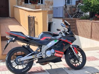 Derbi GPR 125 2T Negra