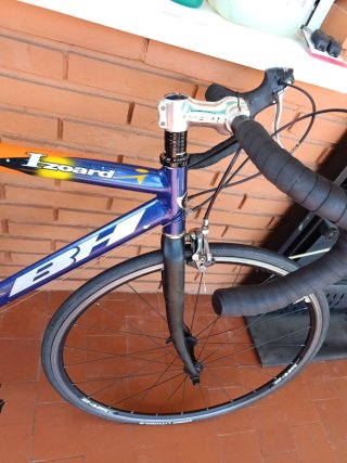 Bicicleta Carretera BH Izoard