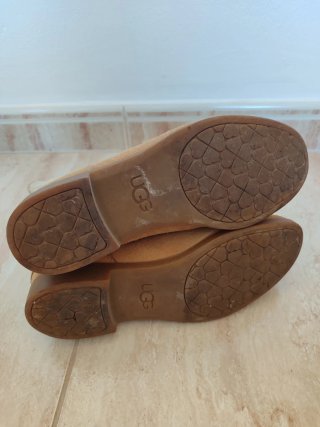 Botas UGG Beige y Marrón