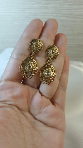 Pendientes Chapado Oro Retro Isabelita